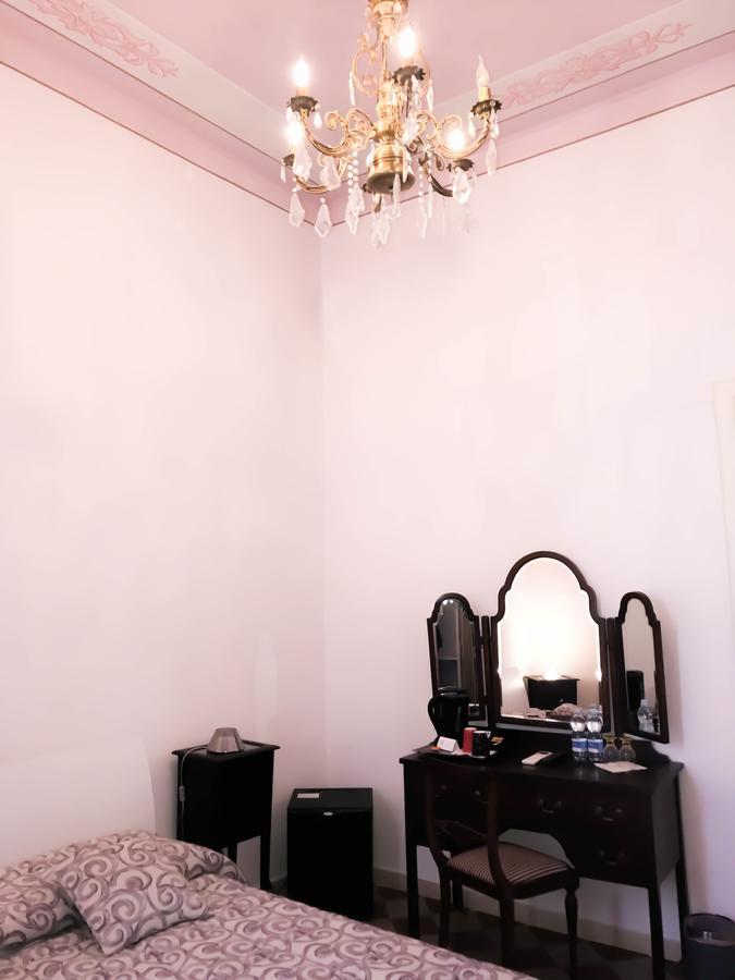 Eleonora Room & Breakfast Ористано Экстерьер фото